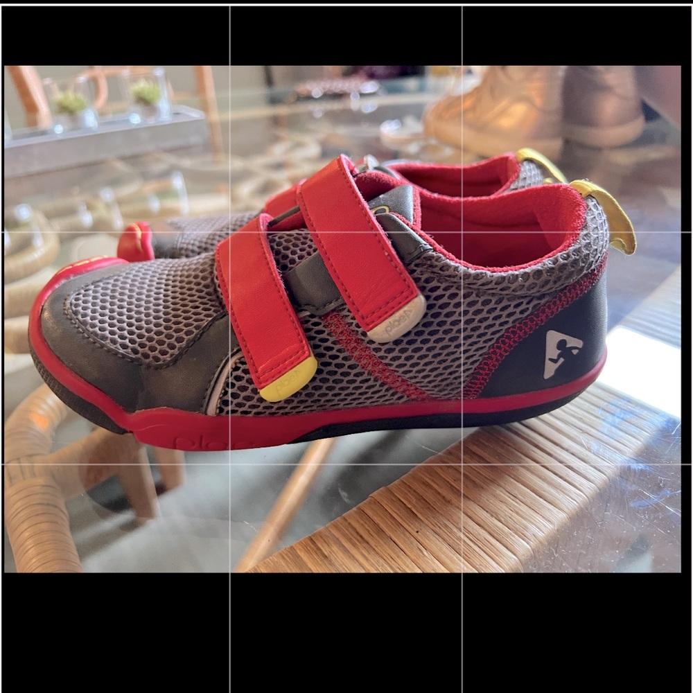 Plae Shoes Size 1. Boy or Girl Velcro Hook & Loop Youth Little Kid Washable